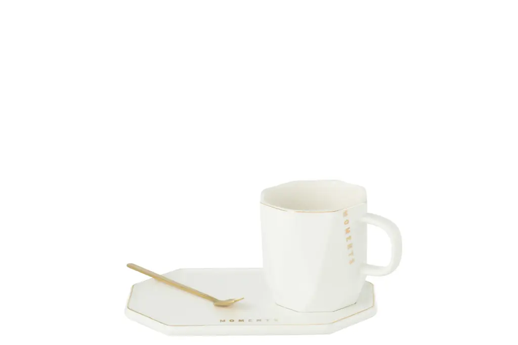 Mugs en porcelaine avec soucoupe et cuillère dorée